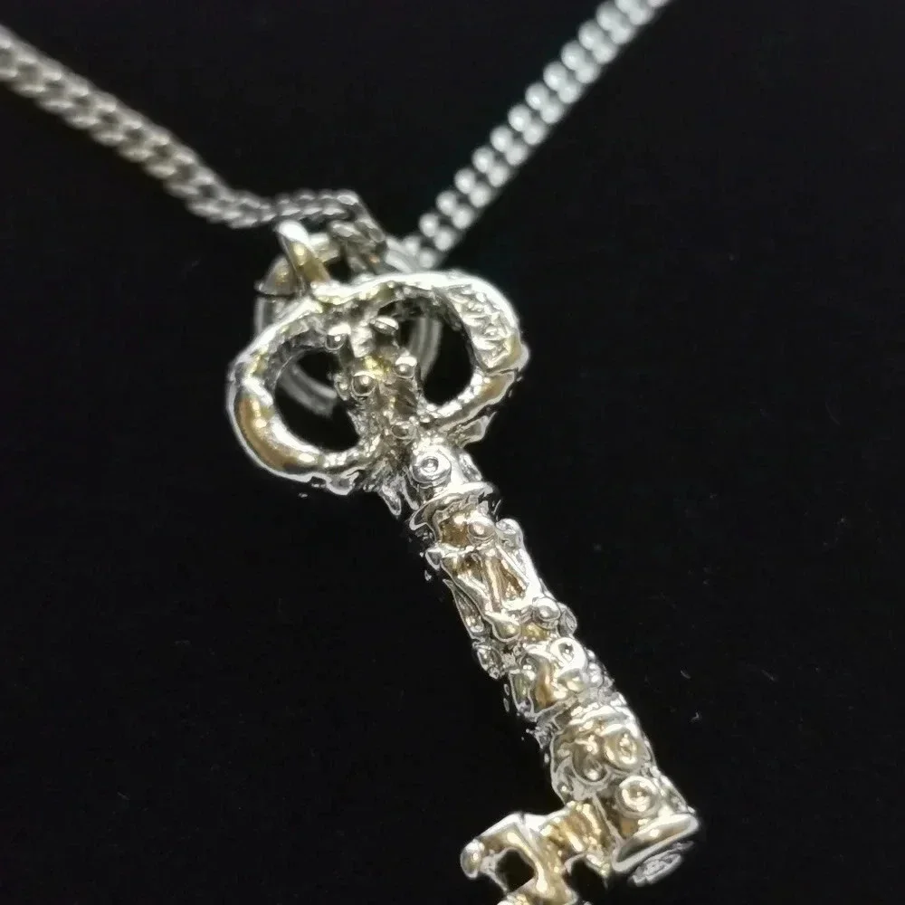 Sterling turquoise key necklace - Picture 3 of 5
